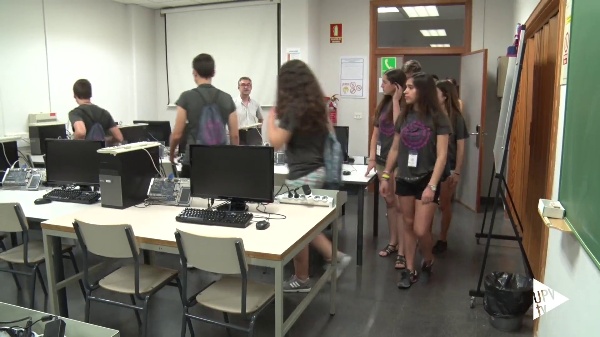 Visita de la secretaria de Estado para la I D i a la UPV