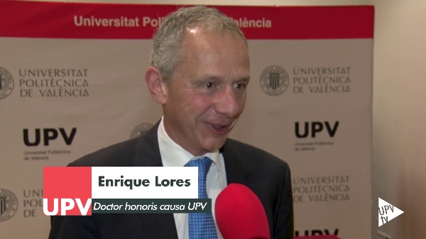 Enrique Lores, doctor 'honoris causa' 