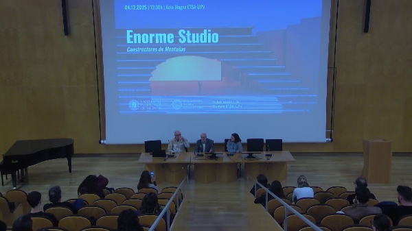 Enorme Studio - Constructores de Monta�as