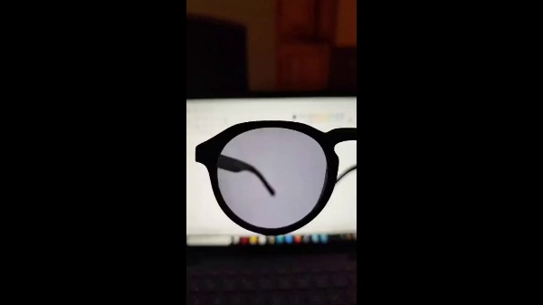 El efecto de la polarizaci�n: por qu� las gafas oscurecen la pantalla