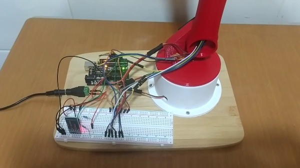 Proyecto Brazo Robótico Arduino