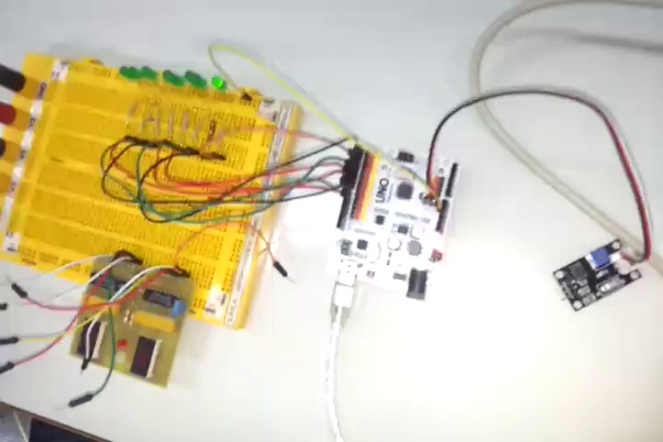Arduino. Montaje sensor de luz a vúmetro de 8 leds