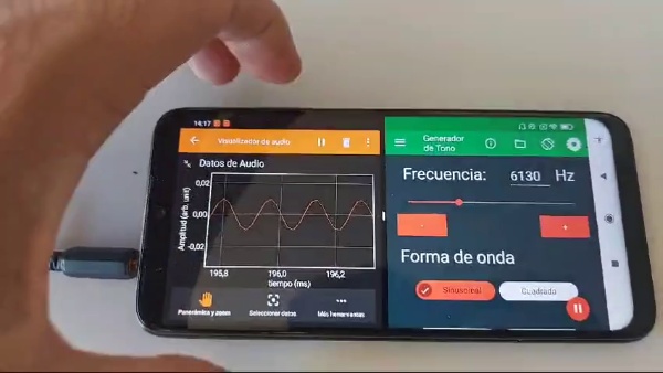 Uso simultaneo del smartphone como generador y osciloscopio